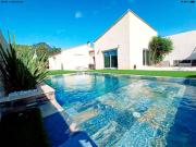 Ensemble immobilier de charme: Villa avec dépendance à...