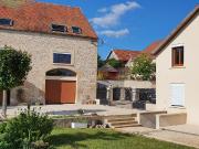 Ensemble immobilier de deux maisons 300m2 rénovées avec...