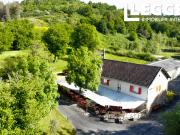 Ensemble immobilier en pierre avec habitation, local... Ensemble immobilier en pierre avec habitation, local...