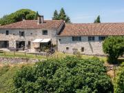 Ensemble immobilier en pierre de caractère 395m² Saumont