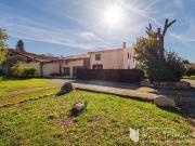 Ensemble immobilier rénové composé d'un T4 et...