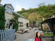 Ensemble restaurant + partie privative + terrasse et...