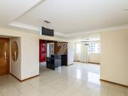 Ensolarada cobertura triplex no Centro de Araucári