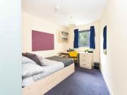 Ensuite Courtyard C Has an Apartment