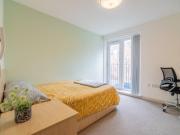 Ensuite Room Available Now!