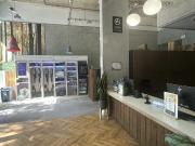Ensuite Shared Mid Level I Has an Apartment