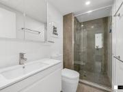 Entertain & Enjoy Brisbane Skyline on the Rooftop! Entertain & Enjoy Brisbane Skyline on the Rooftop!