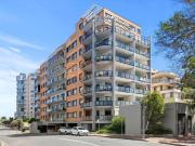 ENTERTAINERS APARTMENT IN CONVENIENT LOCALE