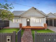 Entertainer's Dream In A Hidden Family Cul De Sac