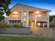 Entertainer's Haven with Self Contained Unit