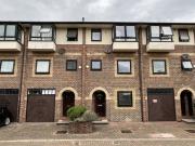 Entire 4 Bed House – Suits Group | Canary Wharf