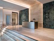 Entire half floor 220m2 apartment with city, park and...