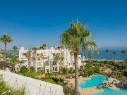 Entra en Velerin 16, un impresionante ático donde el...