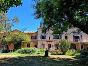 Entre Avignon et Uzès, belle propriété avec piscine dans...
