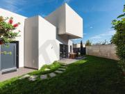 Entre Oeiras e Cascais, uma casa que eleva o conceito de...