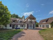 Entre Trouville et Honfleur, à 1 km de la mer, sur près...