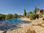 Entrecasteaux – Propriété authentique – Bastide...