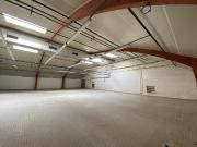 Entrepôt polyvalent à louer Nantes Accès facile et...