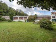 Entrepôt sur les quais de la Saône, à rénover, avec...