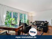 Entwicklungspotenzial im Grunewald: Reihenendhaus mit 7...