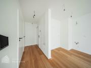 Entzückende Garconniere mit Balkon, Nähe Neustift am Walde