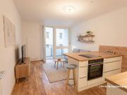 Entzückende und komplett sanierte 3 Zimmer Wohnung mit...