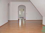 Entzückendes DG Appartement in Hietzinger Cottagelage!