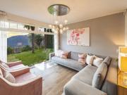 Entzückendes Haus mit schönem Panoramablick auf den See