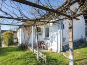 ENTZÜCKENDES KLEINFAMILIENHAUS MIT WEINKELLER / SCHÖNER...