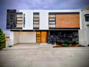 EPECTACULAR EN TAMARINDOS CAMPESTRE, diseño de autor