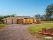 Epic Acre Lifestyle Pool, Parking, Space & Serenity