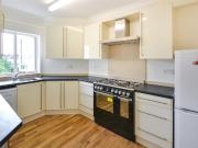 Epsom Road, Morden SM4, 4 bed flat to rent, £2,000 pcm |...