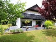 Erbbaurecht in Menden Halingen: Großzügiges 1 2 Familienhaus