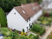 Erbbaurecht! Renoviertes Reihenendehaus mit ausgebauten...