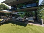 Erdgeschoss mit privatem Garten vor den Toren des...