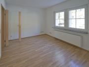 Erdgeschosswohnung mit Garage und Gartennutzung