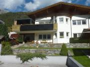 Erdgeschoßwohnung mit Garten in 2 Familienhaus privat zu...