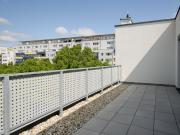 ERSTBEZUG: 2 ZIMMER DG TRAUM MIT TERRASSE! PROVISIONSFREI!