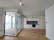 Erstbezug – 3 Zi. Wohnung mit Rooftop Pool & Sauna