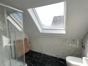 Erstbezug 3 Zimmer Whg 65qm mit Balkon und Dachboden