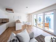 Erstbezug 3 Zimmerwohnung mit Einbauküche und 2 Balkonen...