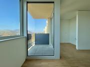 ERSTBEZUG | Außenflächen mit direktem Blick auf den...