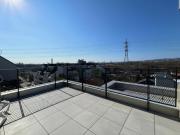 ERSTBEZUG | Außenflächen mit direktem Blick auf den...