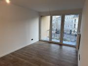 Erstbezug: Frisch sanierte 2 Zimmer Wohnung mit Einbauküche