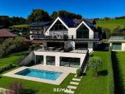 Erstbezug großzügige Maisonette Wohnung mit Pool und Garten