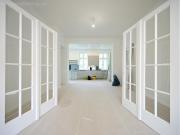 ERSTBEZUG: helle Altbauwohnung mit Loggia + Garten +...