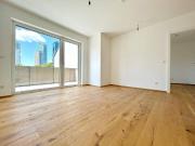 Traumhafte 3 Zimmer Wohnung mit Freifläche nahe der...