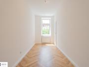 Erstbezug in Hofruhelage hochwertig sanierter Altbau...