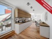 Erstbezug: Lichtdurchflutete 3 Zimmer Wohnung im DG, mit...