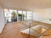 ERSTBEZUG Luxus pur! Große Dachgeschossmaisonette mit...